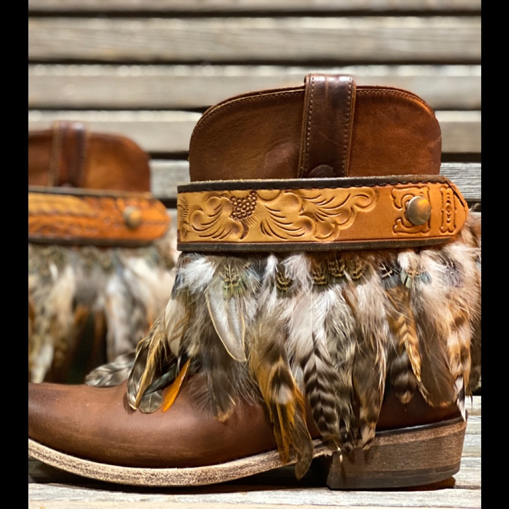 Size 8 upcycled FRYE boots, ankle boots.